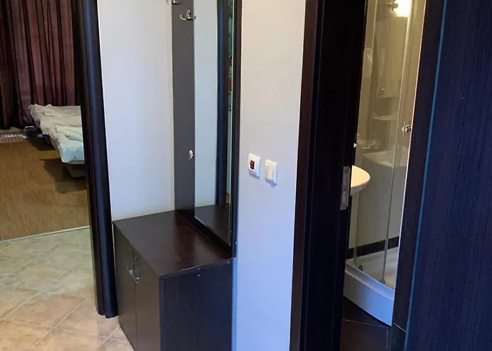 Apartment Cozy Private On Tsarski Beach-zlatna Ribka-gold Wheelhouse