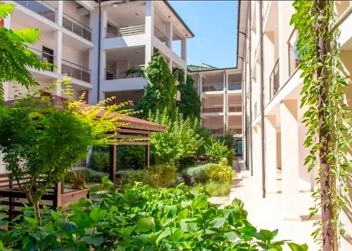 Cozy Private On Tsarski Beach-zlatna Ribka-gold Wheelhouse Apartment *